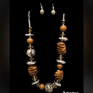Silver & brown beaded necklace & earring set
